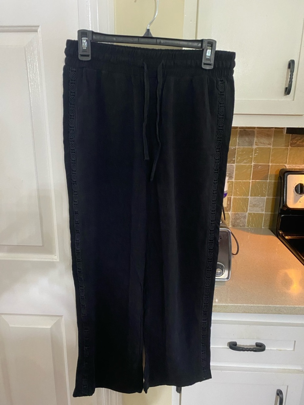 Wide Leg Black Lounge Pants - Brand Unknown